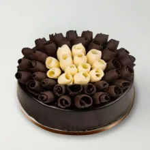 Chocolaty Rolls Cake