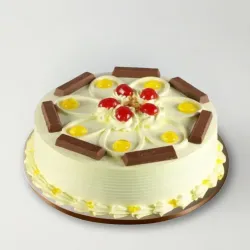 KitKat Butterscotch Cake