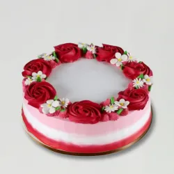 Lovely Red Roses Around Vanilla Cake