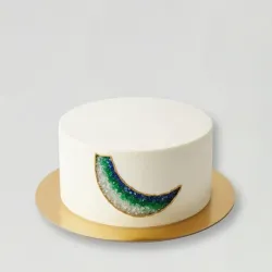 Mini Crystal Look Geode Cake