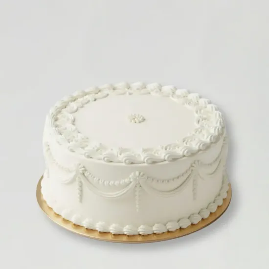 Vintage Lambeth Piping Cake by Blue Heaven