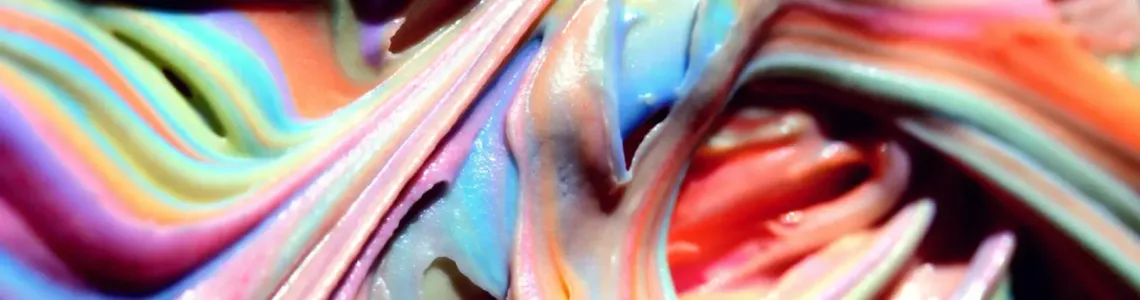 Global Cake Trends 2025: Where Art, Emotion & Flavor Blend Beautifully